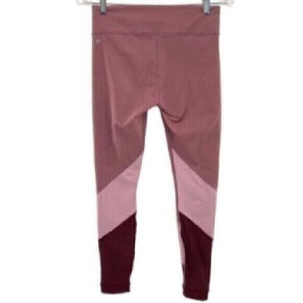 Fabletics Mid Rise Pink Rose Colorblock Leggings - Picture 14 of 14